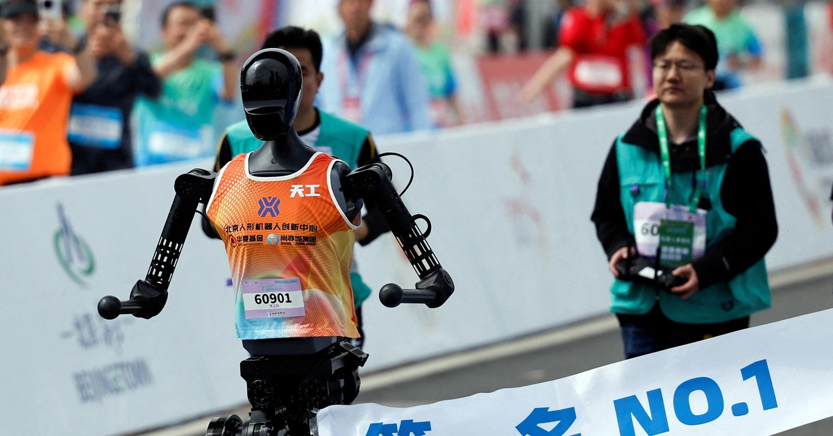 Robot hình người